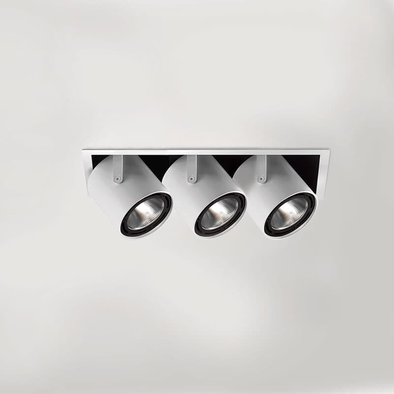 Quattrobi KOR triple light