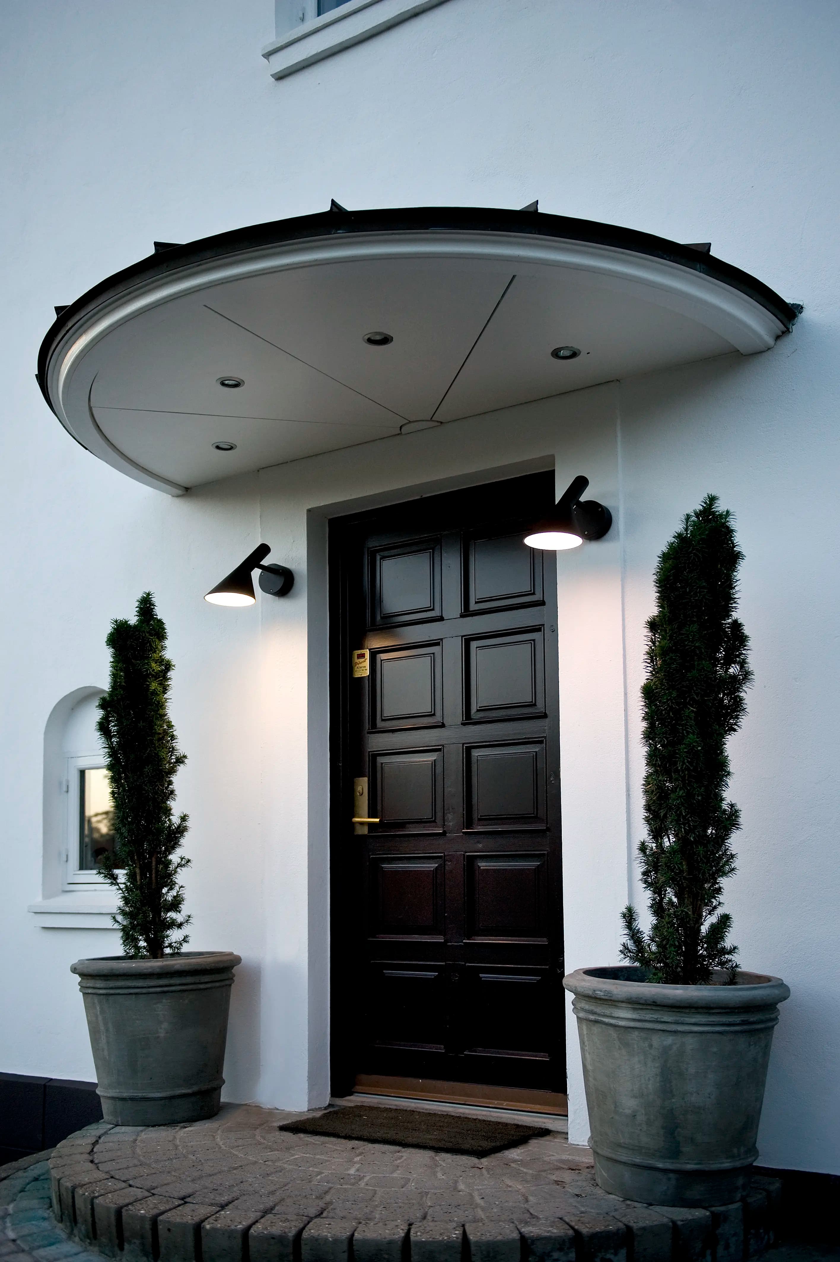 Louis Poulsen AJ 50 Outdoor Wall Lamp Black texture — фото 6