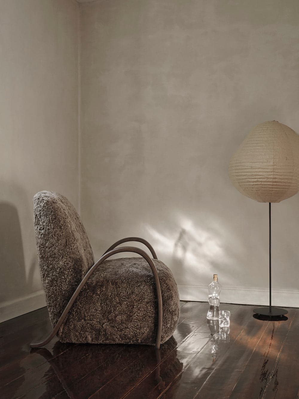 Ferm Living Kurbis Floor Lamp - Tall - Black/Natural — фото 5