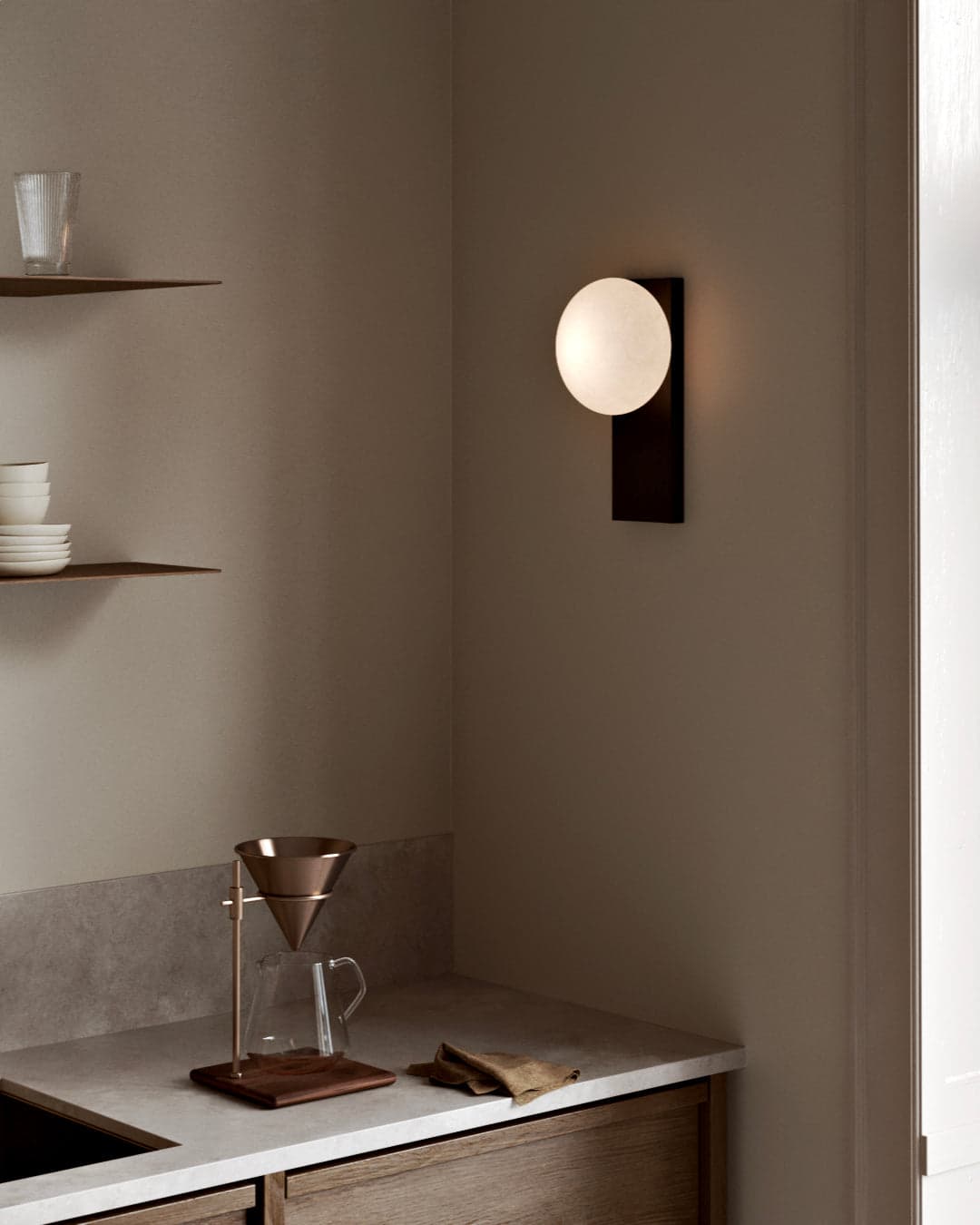 WOUD Dew table/wall lamp - Black — фото 3