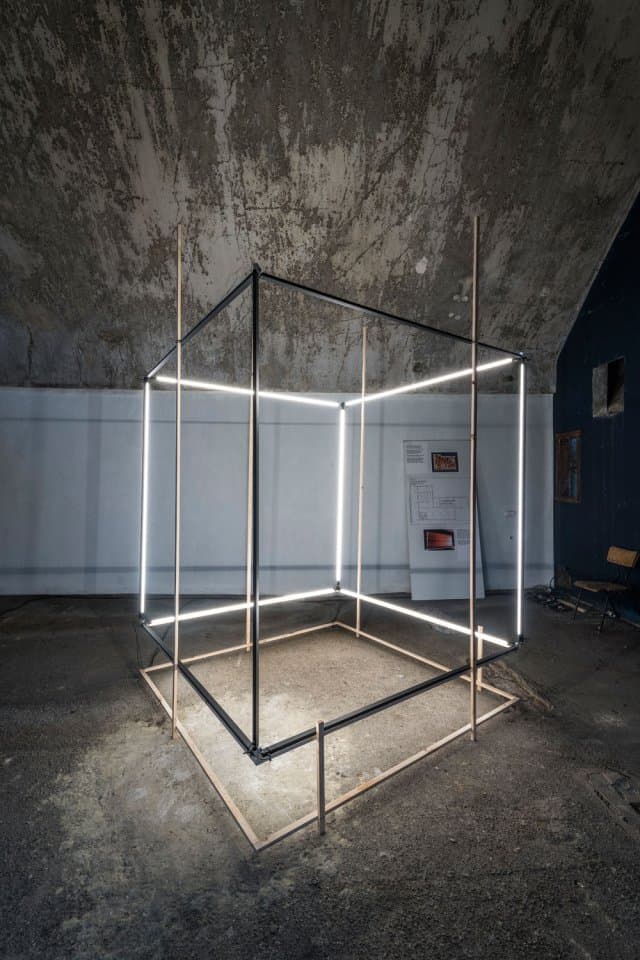 Delta Light MIKALINE Delta Light