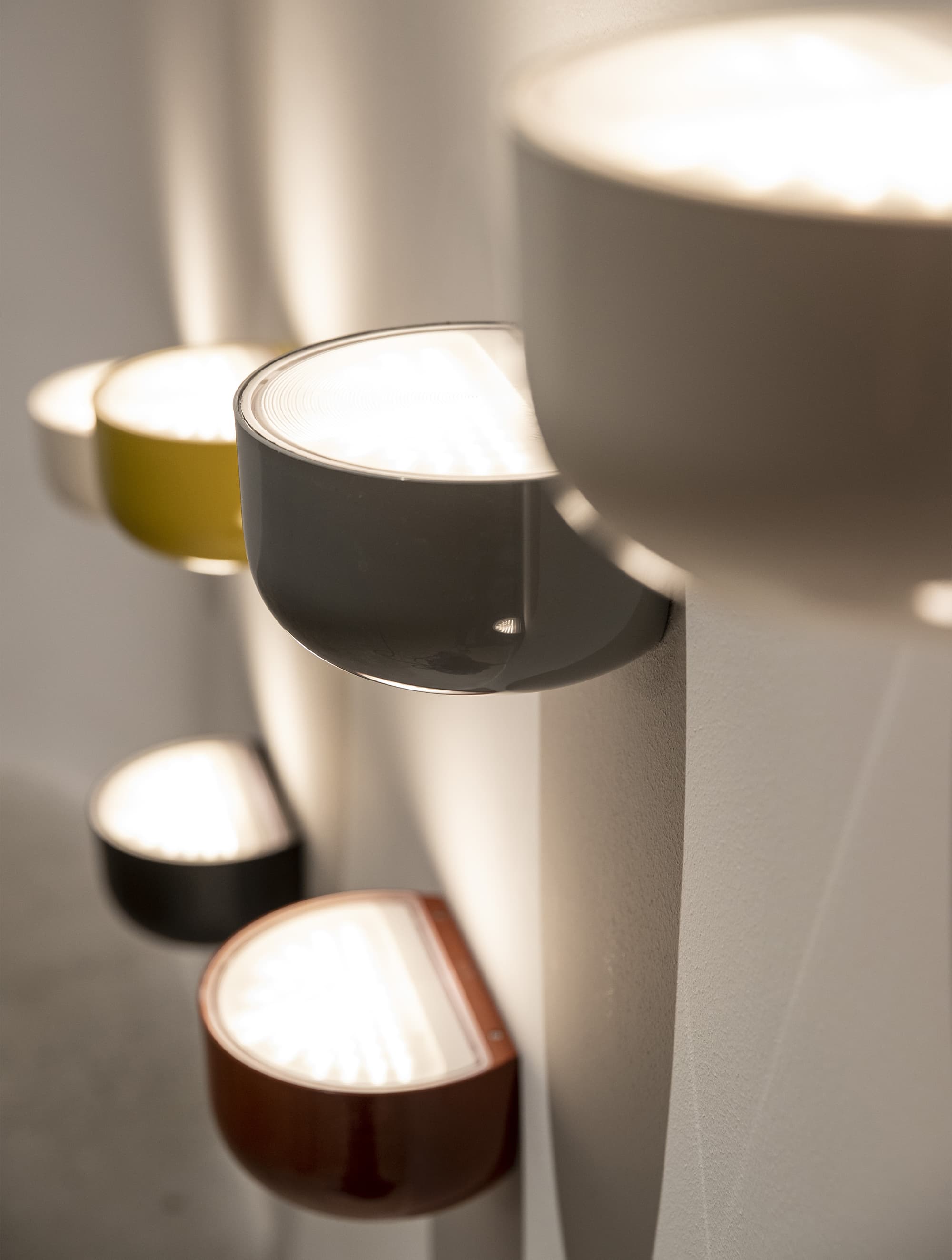 Flos Professional Bellhop Wall Up Flos