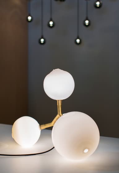 Настольный светильник SkLO veer light SkLO