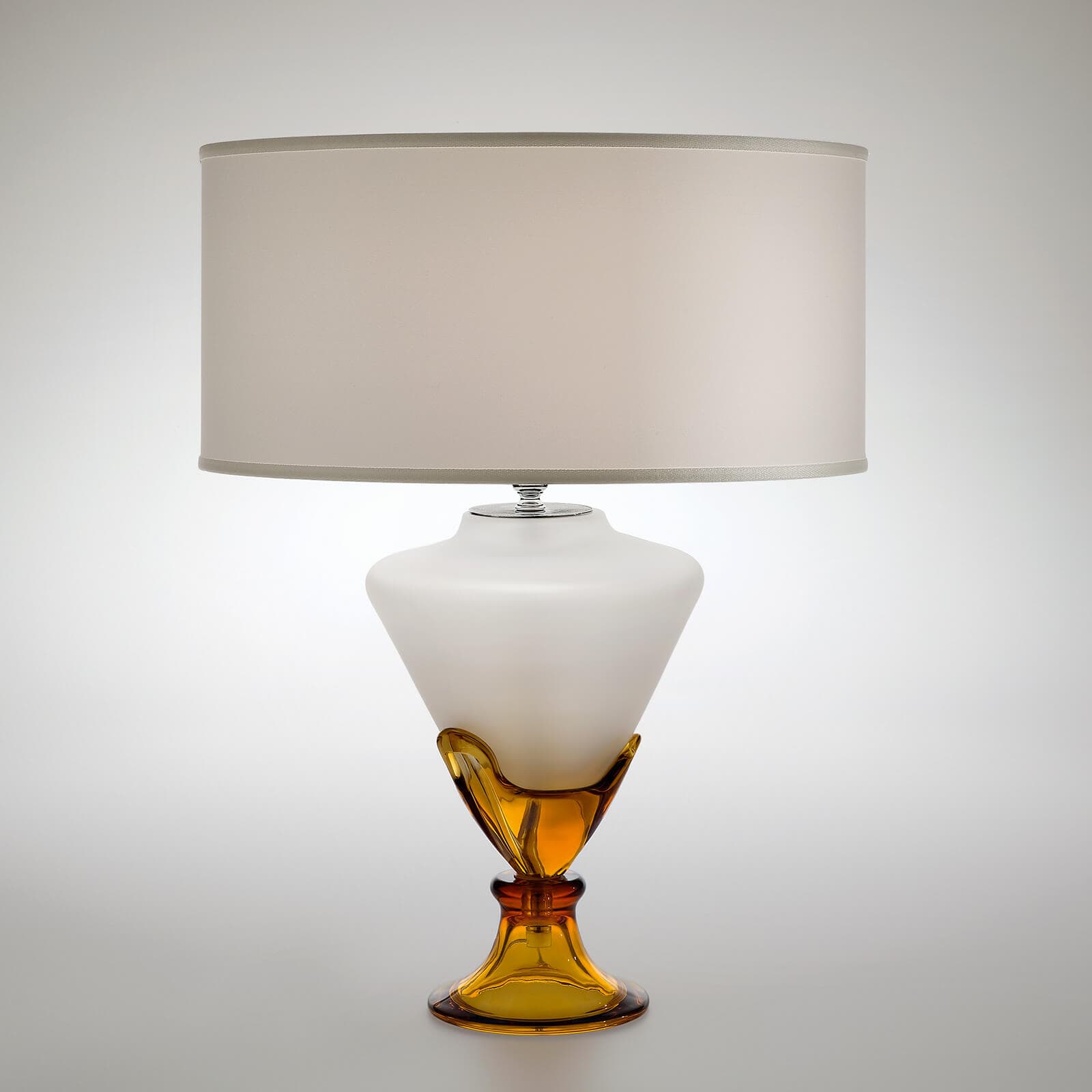 Настольная лампа Italamp 8104/LG Italamp