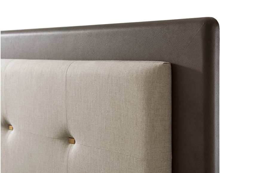 Двуспальная кровать Theodore Alexander Lyndsey Upholstered US King Bed