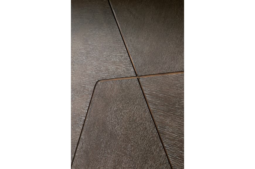 Обеденный стол Theodore Alexander Round Taste Table