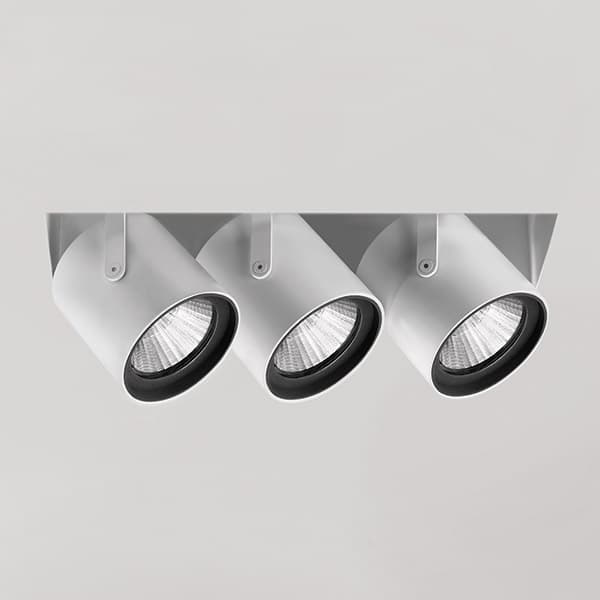 Встраиваемый светодиодный светильник Quattrobi KOR triple light Quattrobi