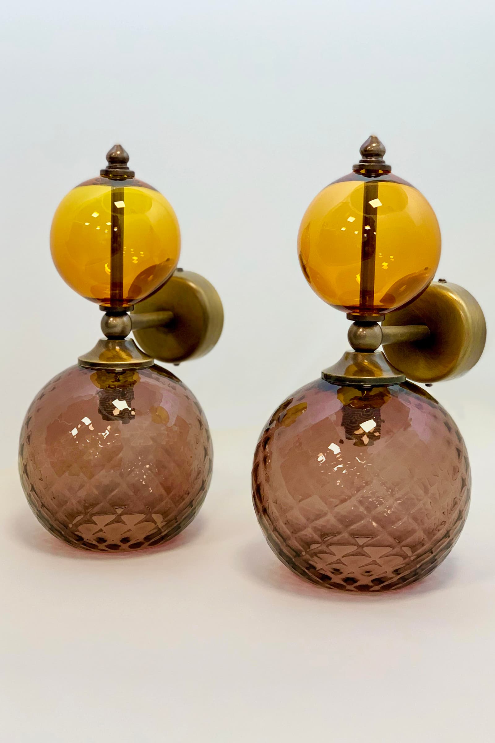 Настенный светильник Rothschild & Bickers Pop Petite Wall Light Rothschild & Bickers