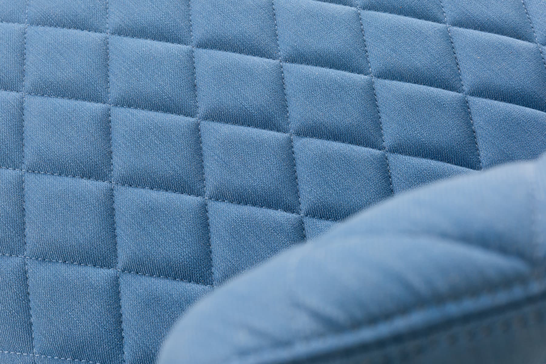 Стул Moooi Monster Chair Diamond Arms