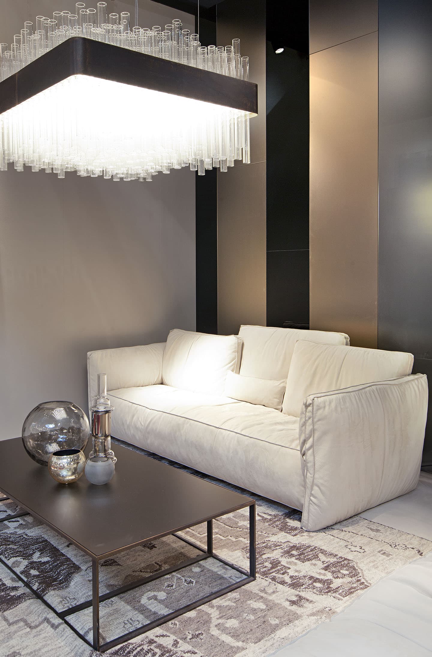 Диван Paolo Castelli Fluon sofa