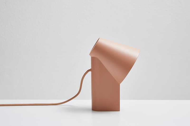 Настольный светильник WOUD Study WOUD