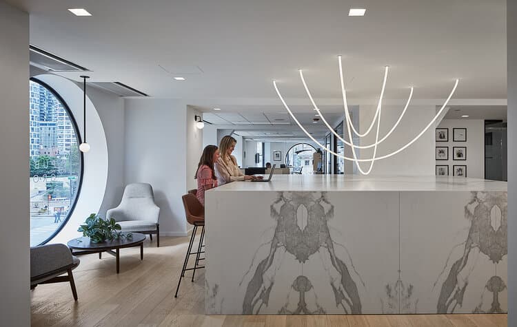 Подвесной светильник Luke Lamp Co. Tracer Loop PENDANT TO CANOPY Luke Lamp Co.