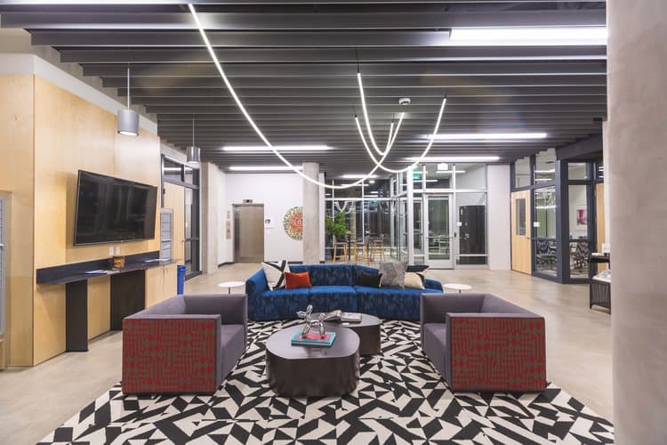 Подвесной светильник Luke Lamp Co. Tracer Loop PENDANT TO CANOPY Luke Lamp Co.