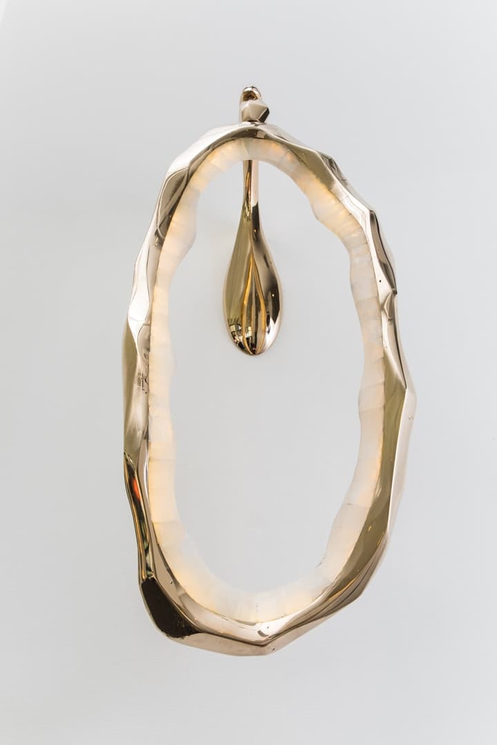 Настенный светильник Markus Haase Bronze and Onyx Circlet Sconce Markus Haase