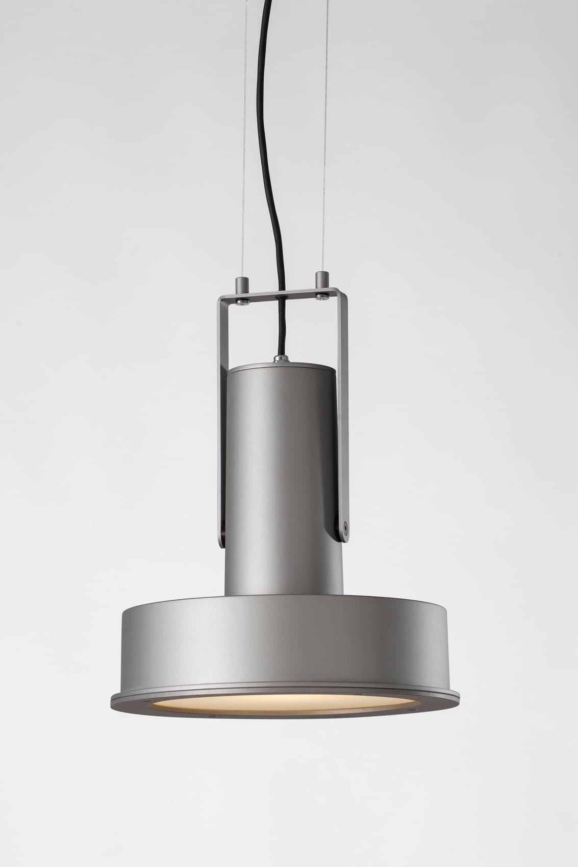 Подвесной светильник Santa & Cole Arne Domus Santa&Cole