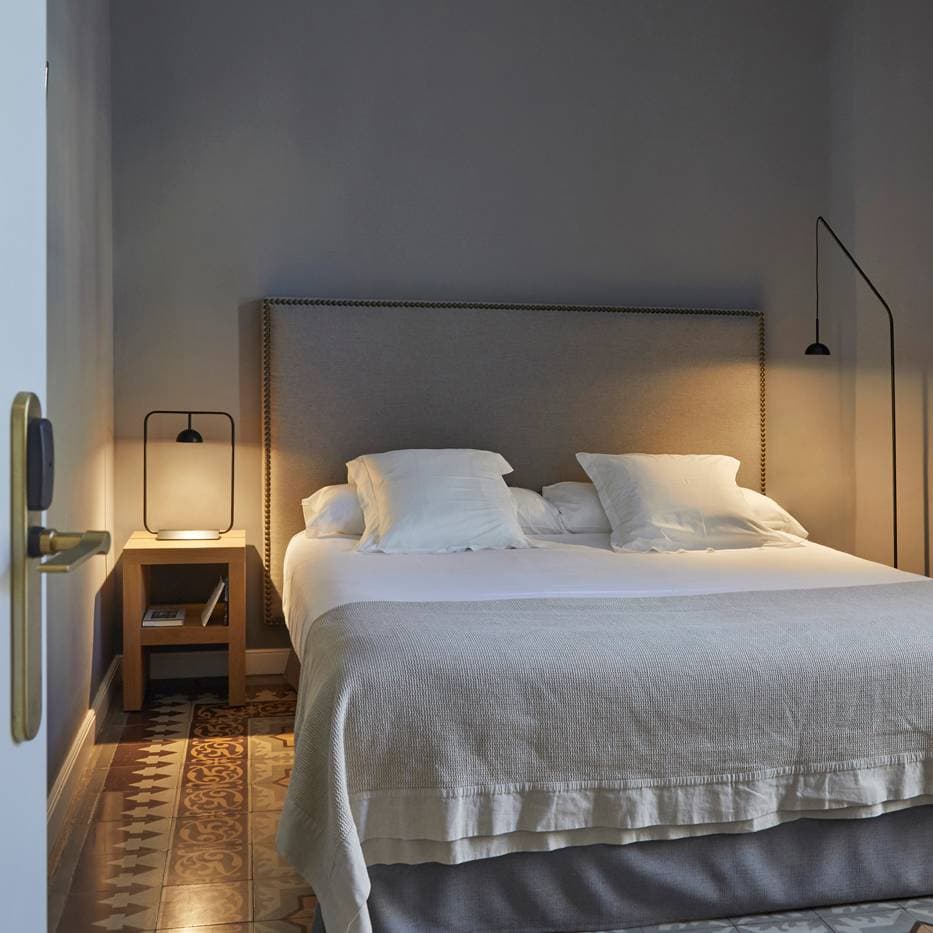 Настольный светильник Estiluz CUPOLINA Estiluz