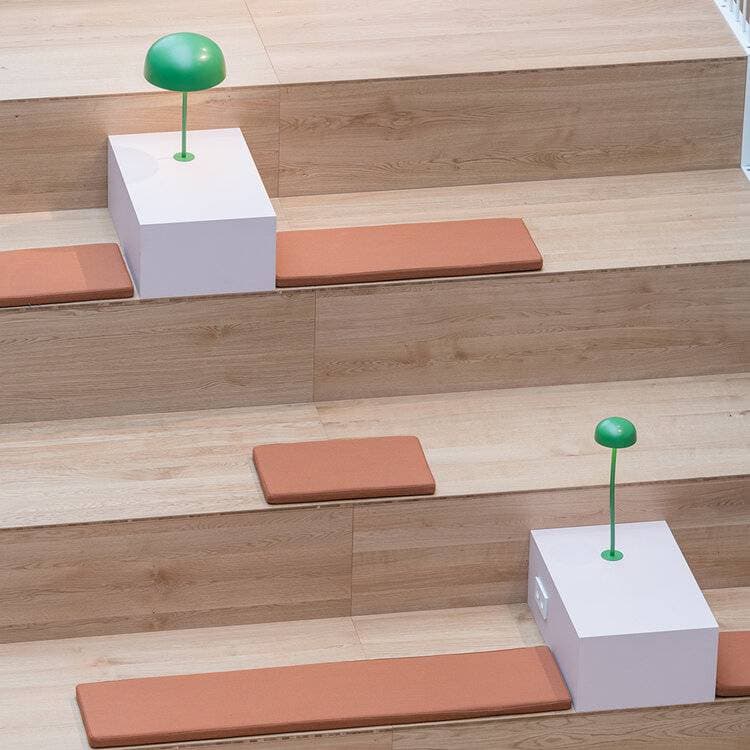 Настольный светильник ZERO Curve Genomgående S ZERO