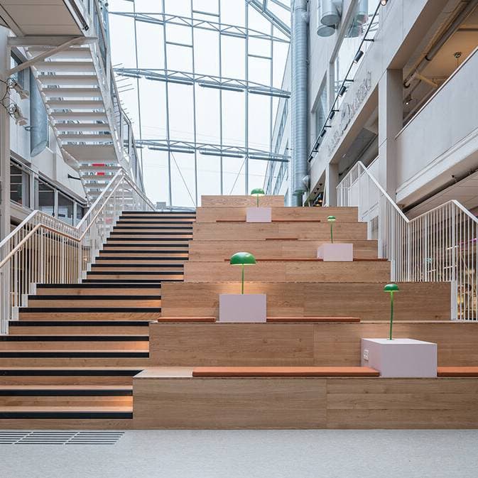 Настольный светильник ZERO Curve Genomgående S ZERO