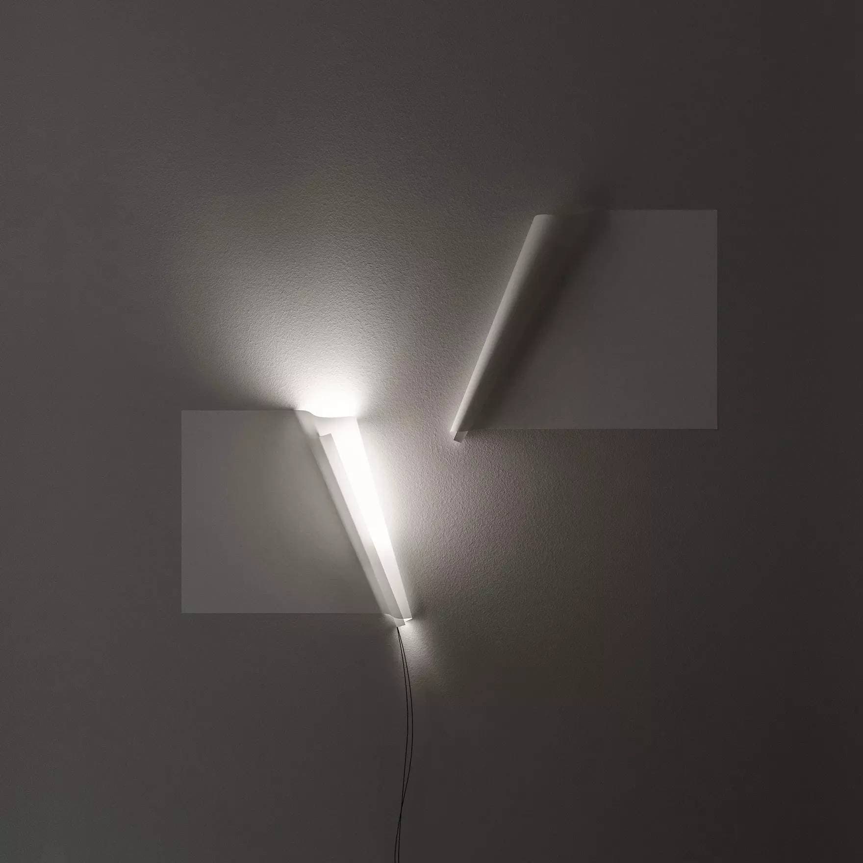 Настенный светильник Davide Groppi PAGINA Davide Groppi