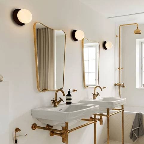 Настенный светильник NUURA LIILA 1 MEDIUM NUURA