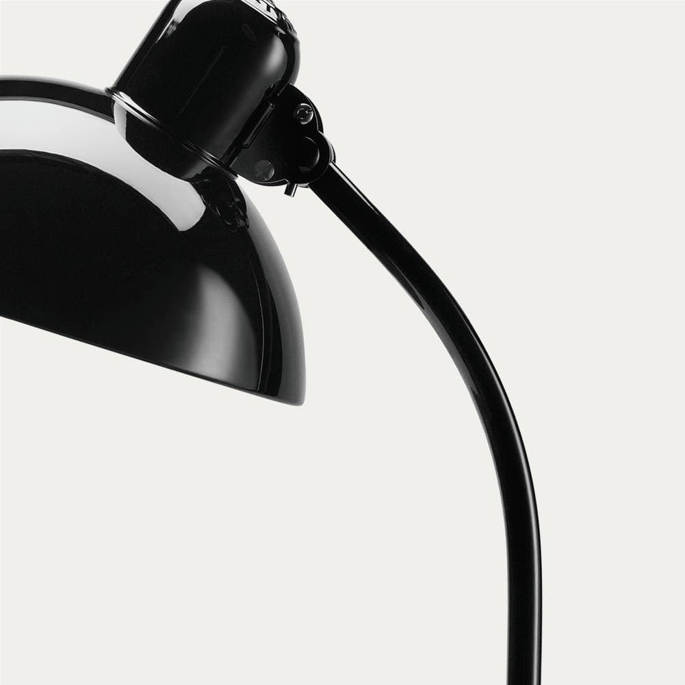 Настольный светильник FRITZ HANSEN KAISER idell 6556-Т FRITZ HANSEN