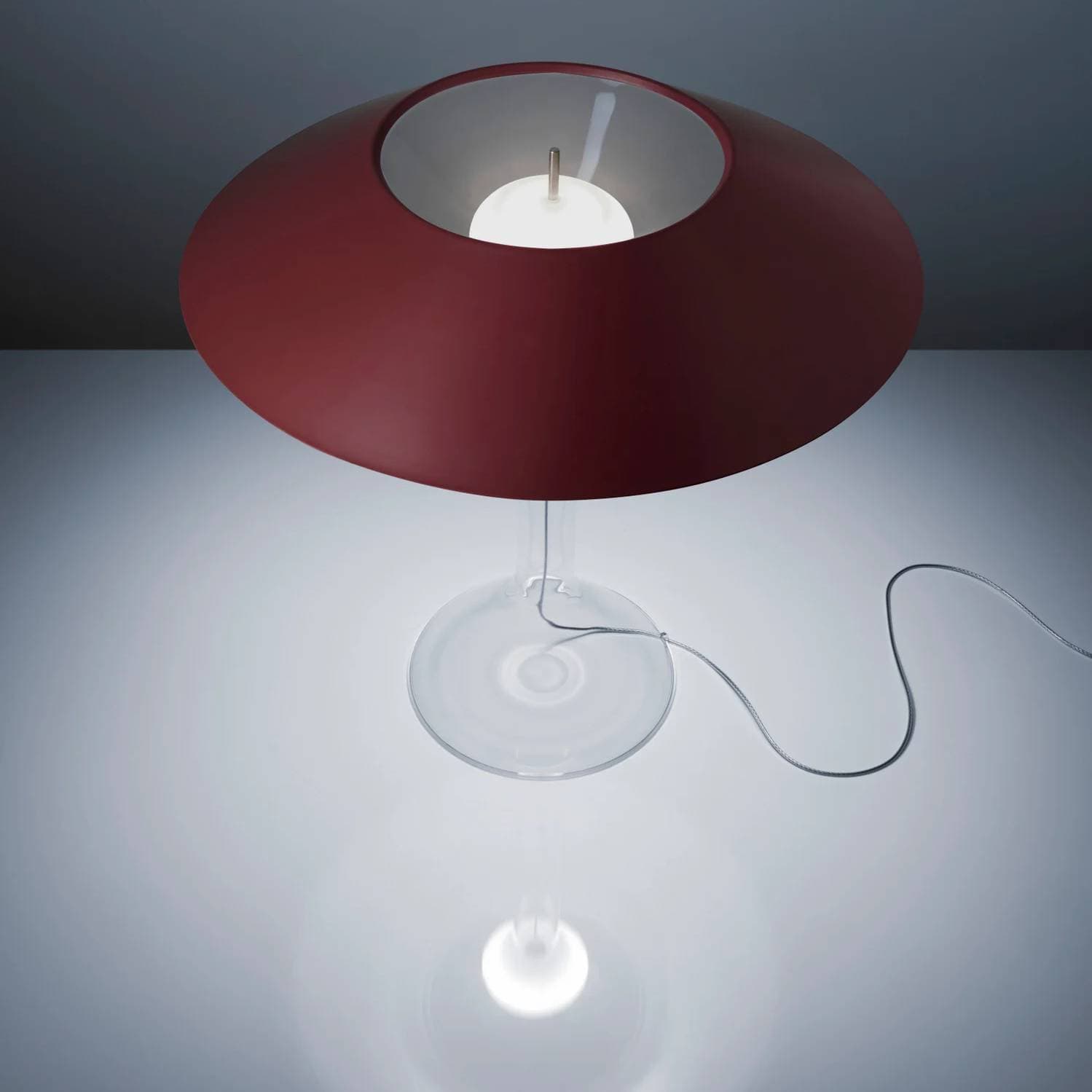 Настольный светильник Foscarini CHAPEAUX Foscarini