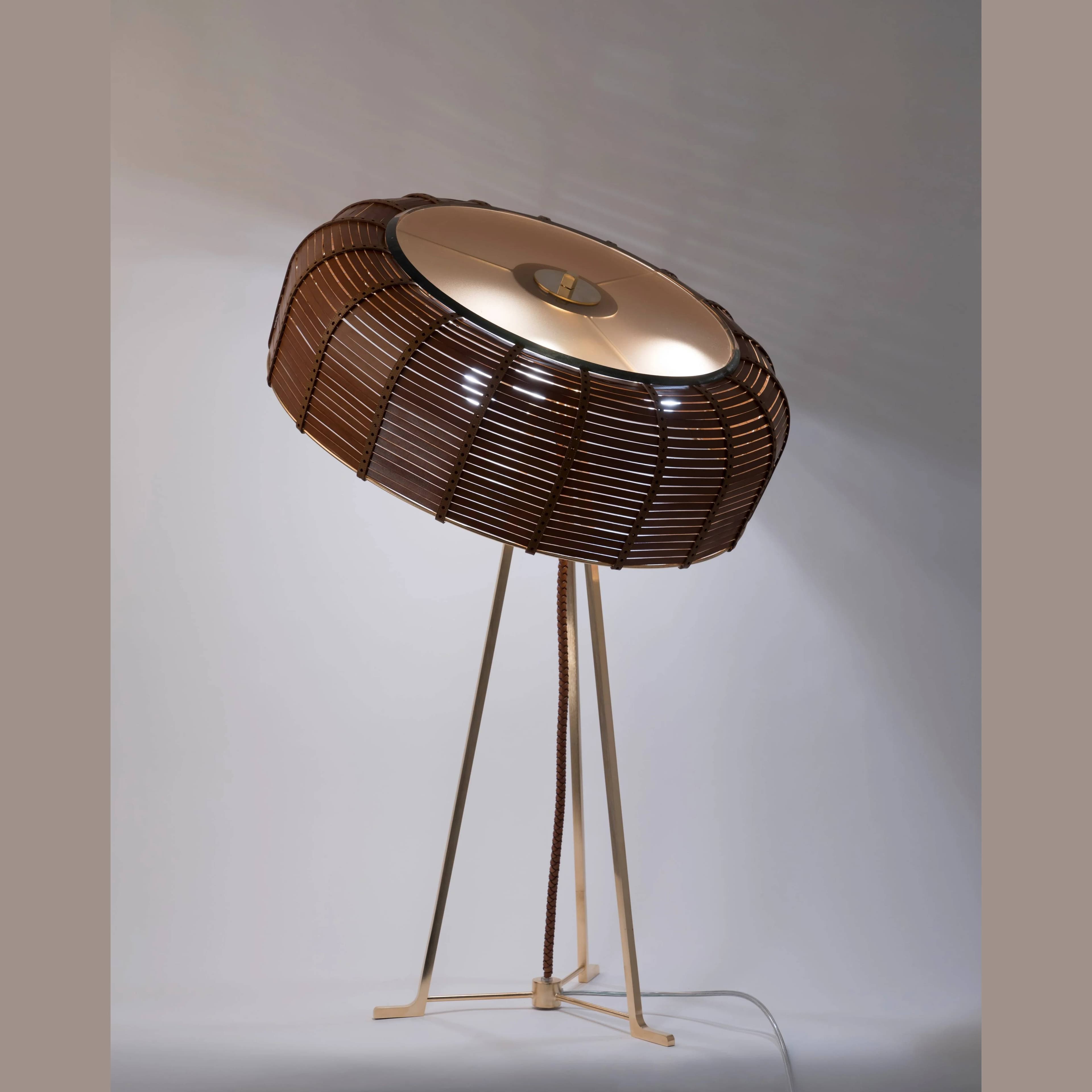 Настольный светильник Patrizia Garganti COUTURE 02 Patrizia Garganti