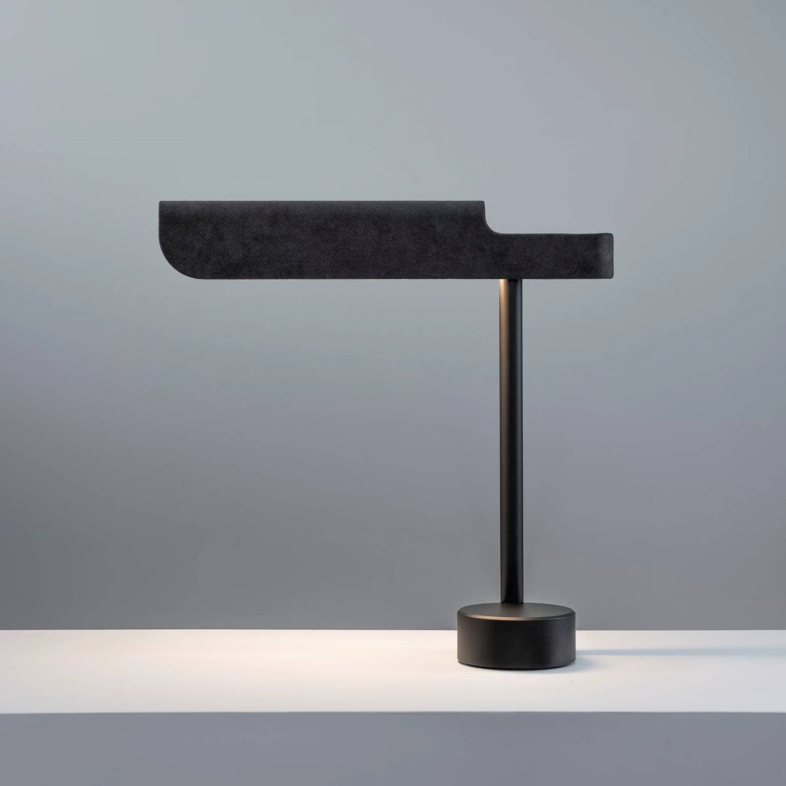 Настольный светильник Formagenda PROFILE Formagenda