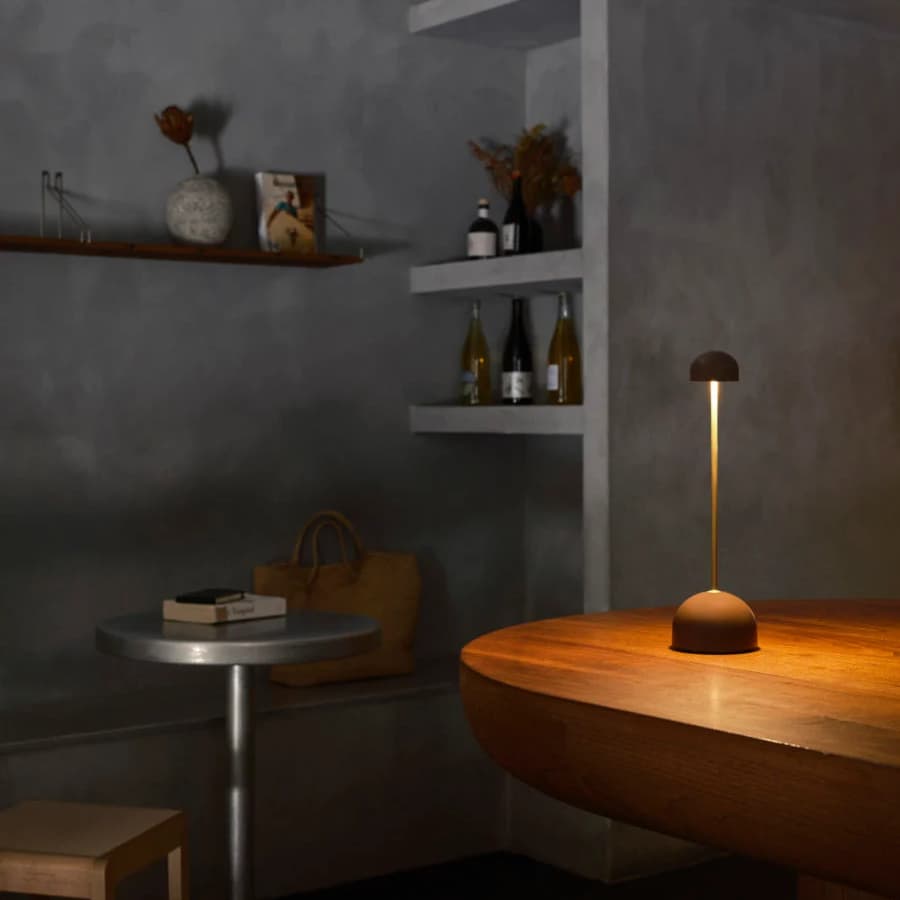 Портативный настольный светильник Marset Sips Marset