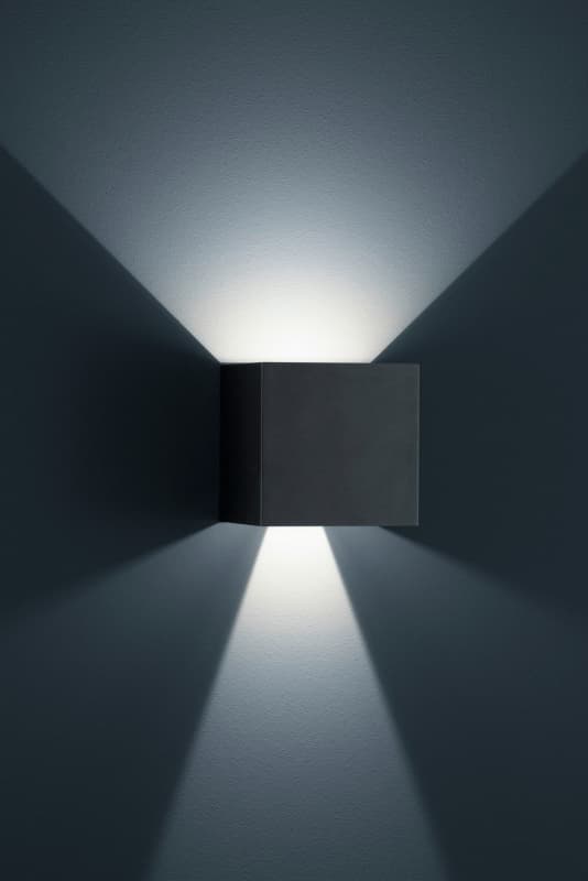 Настенный светильник Helestra SIRI 44 A28242.93 Helestra