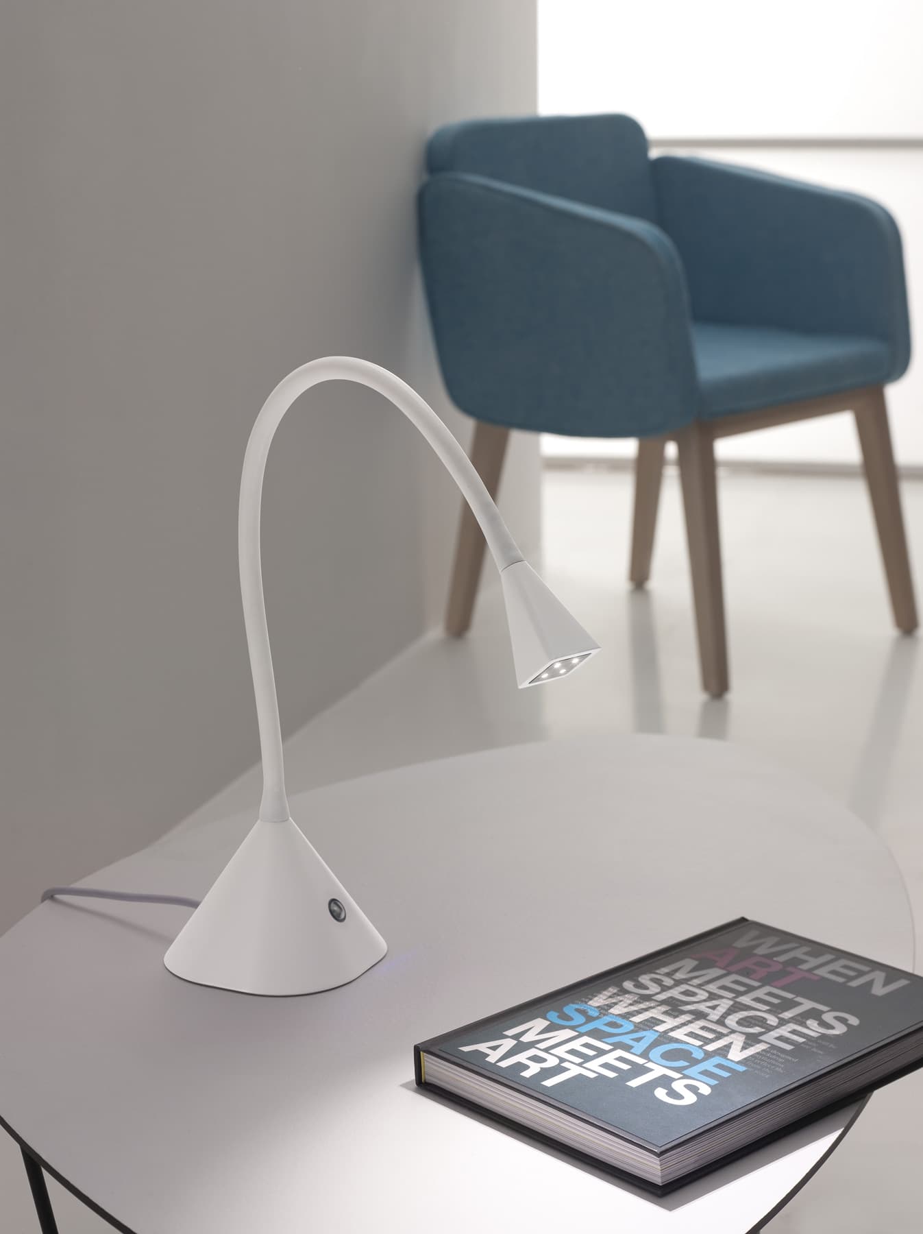 Настольная лампа Axo Light (Mind-Led) Voluptas table lamp Axo Light (Mind-Led)