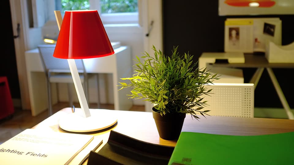 Настольная лампа Artemide La Petite Table Artemide