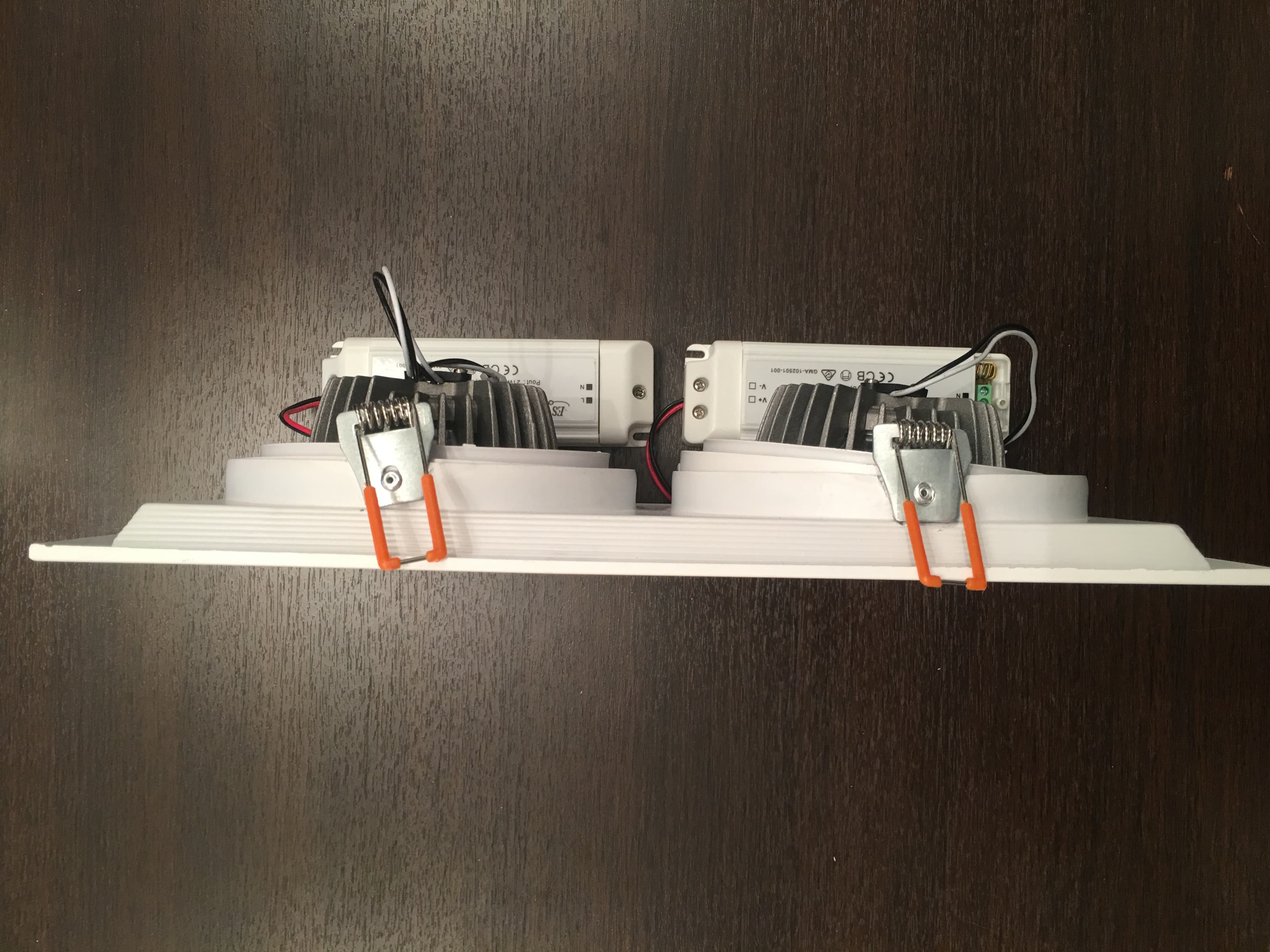 Карданный светодиодный светильник Limex SLIM Limex