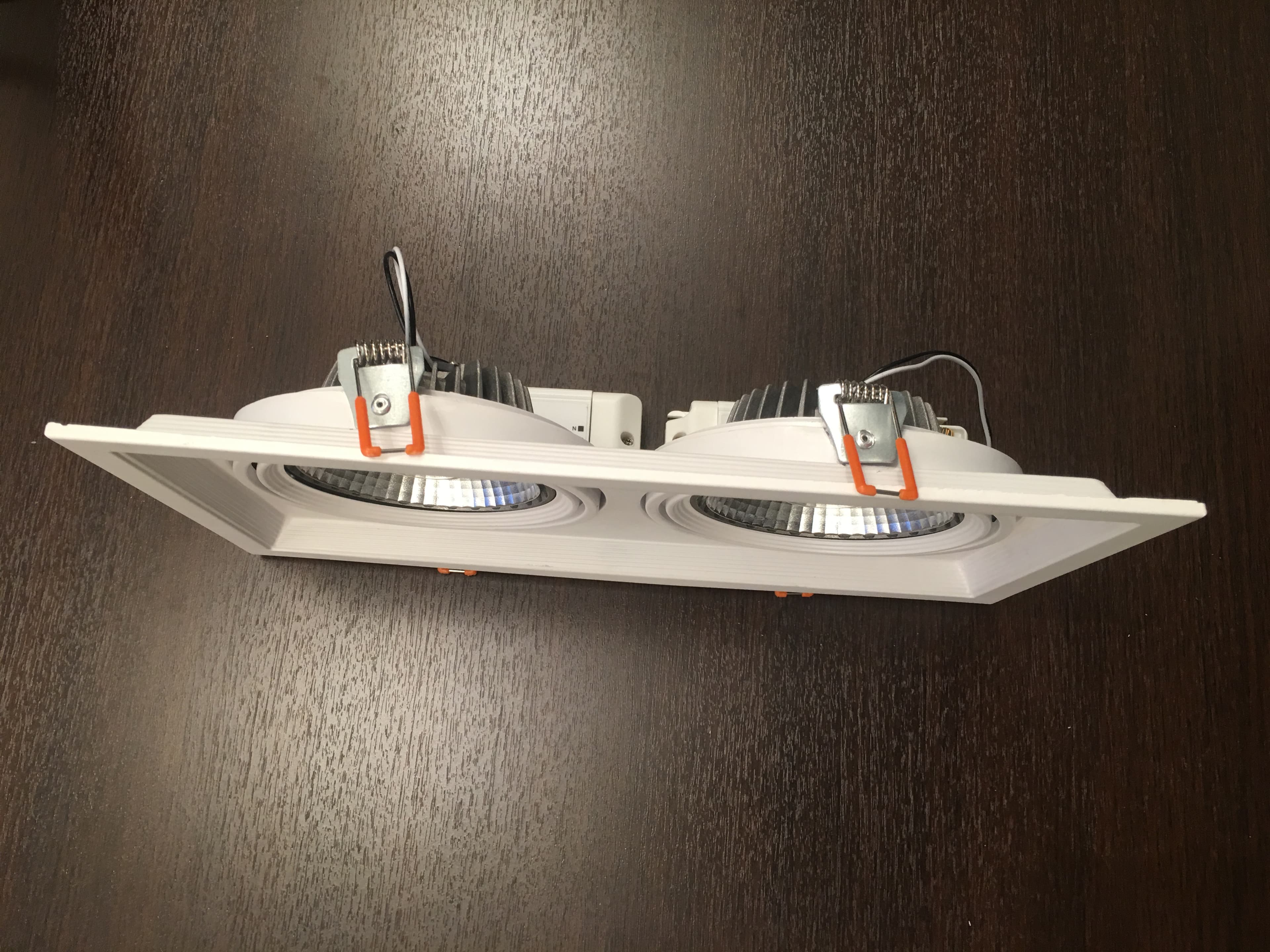 Карданный светодиодный светильник Limex SLIM Limex