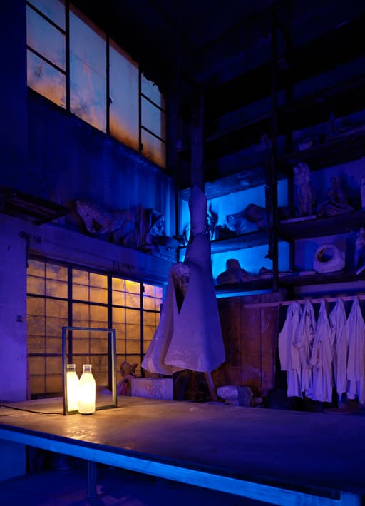 Настольный светильник Viabizzuno un litro di luce Viabizzuno