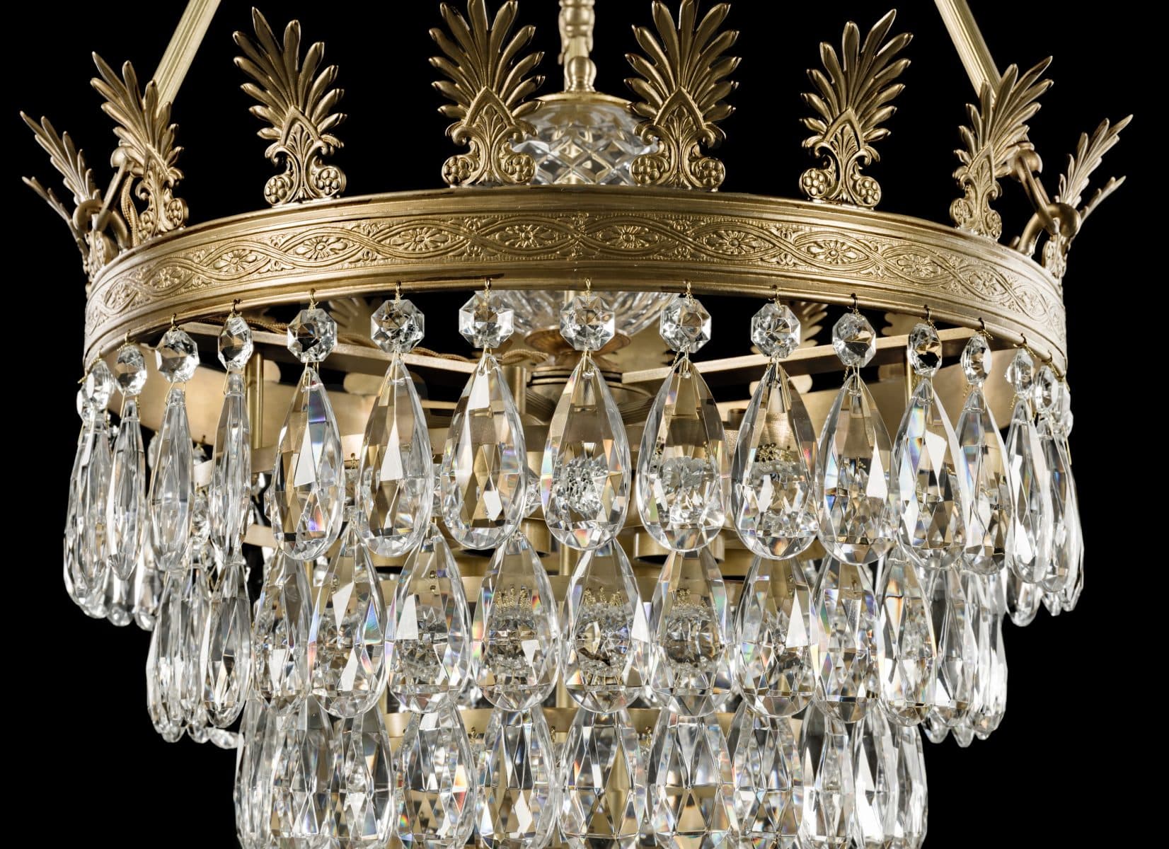 Люстра BADARI Empire B4-128/6 BADARI