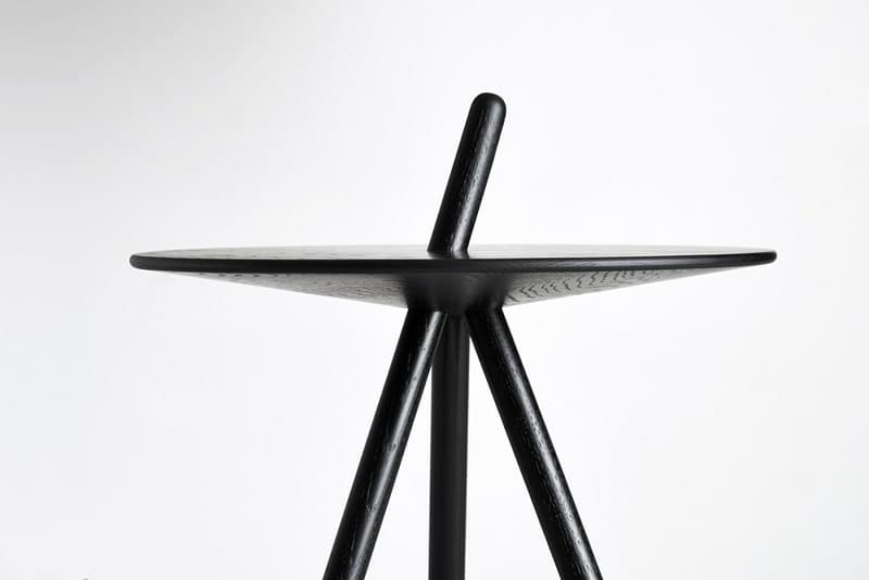 Приставной столик WOUD Come Here side table