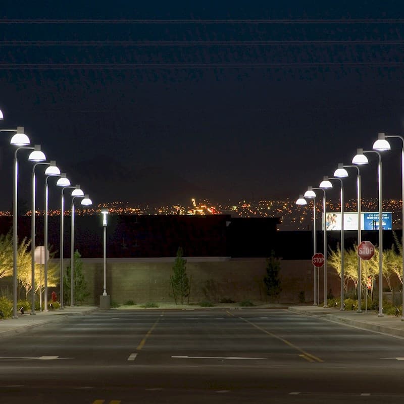 Уличный фонарь Louis Poulsen LP Icon Mini Opal Post Louis Poulsen