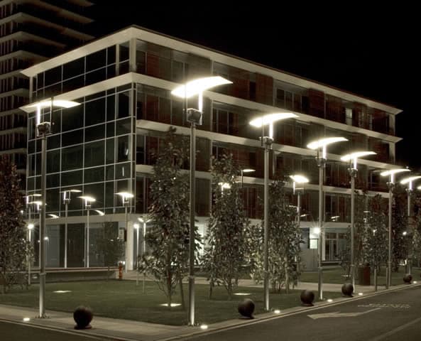 Уличный фонарь Santa&Cole Lamparaalta Santa&Cole