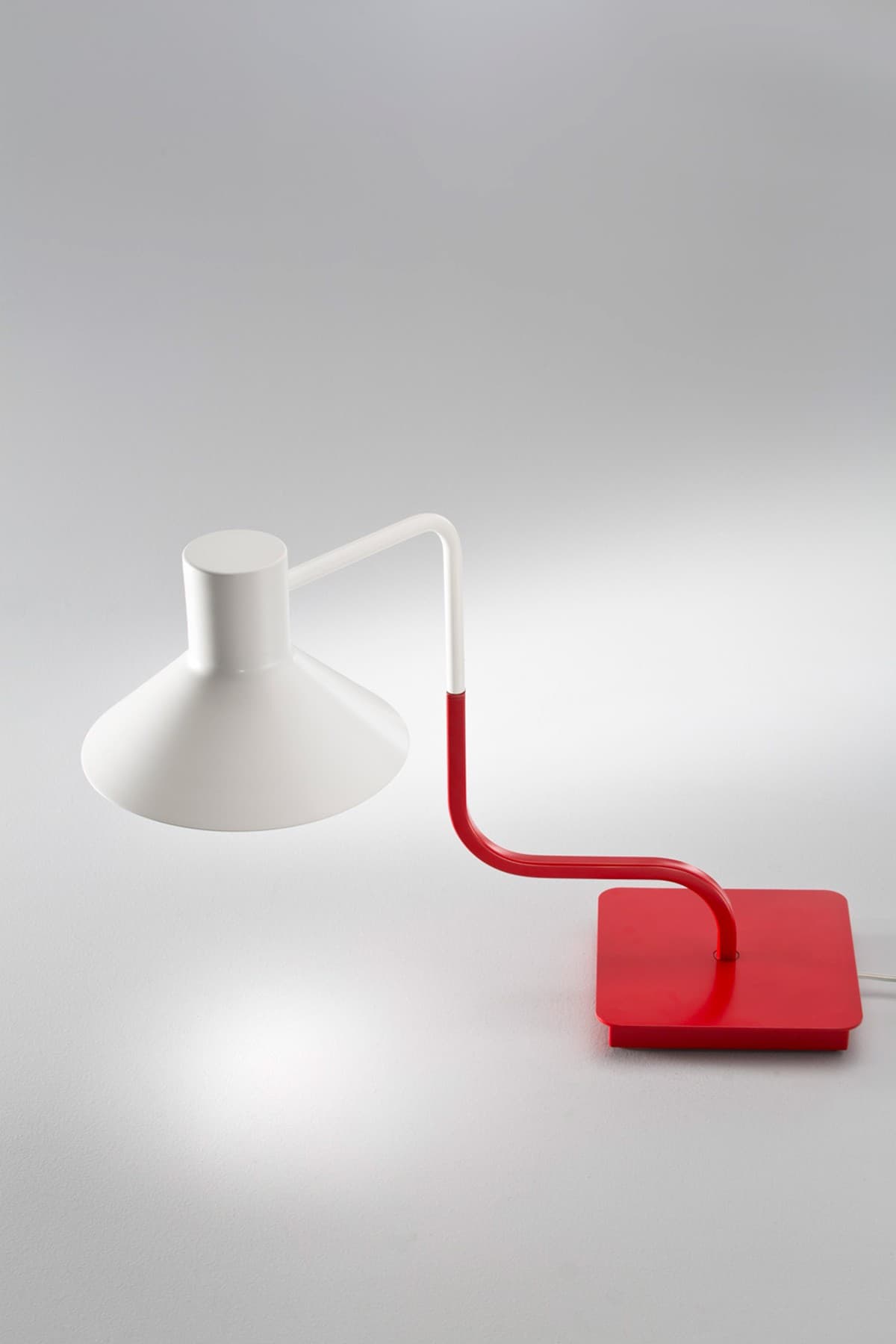 Настольный светильник ZAVA SISTER table ZAVA