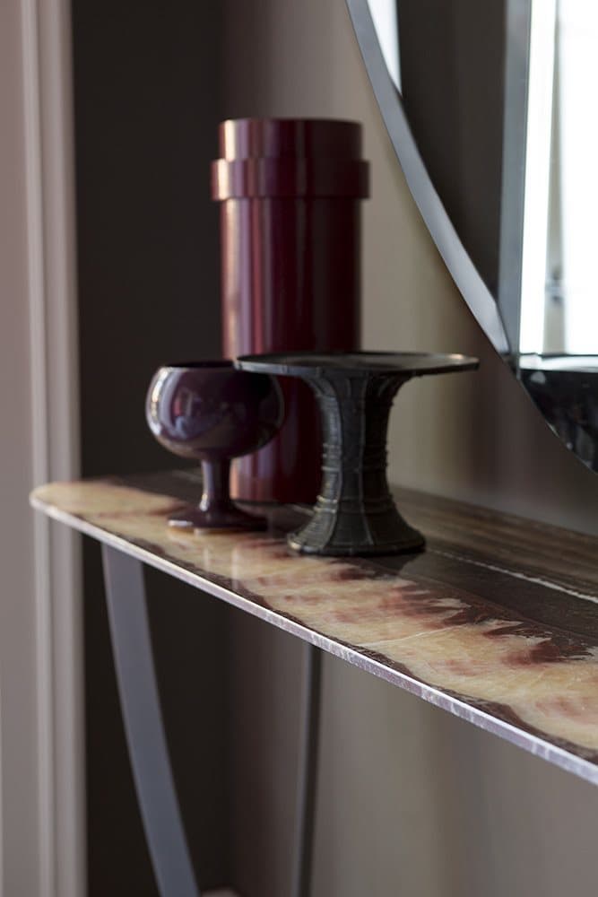 Консоль Alberta Richard Low