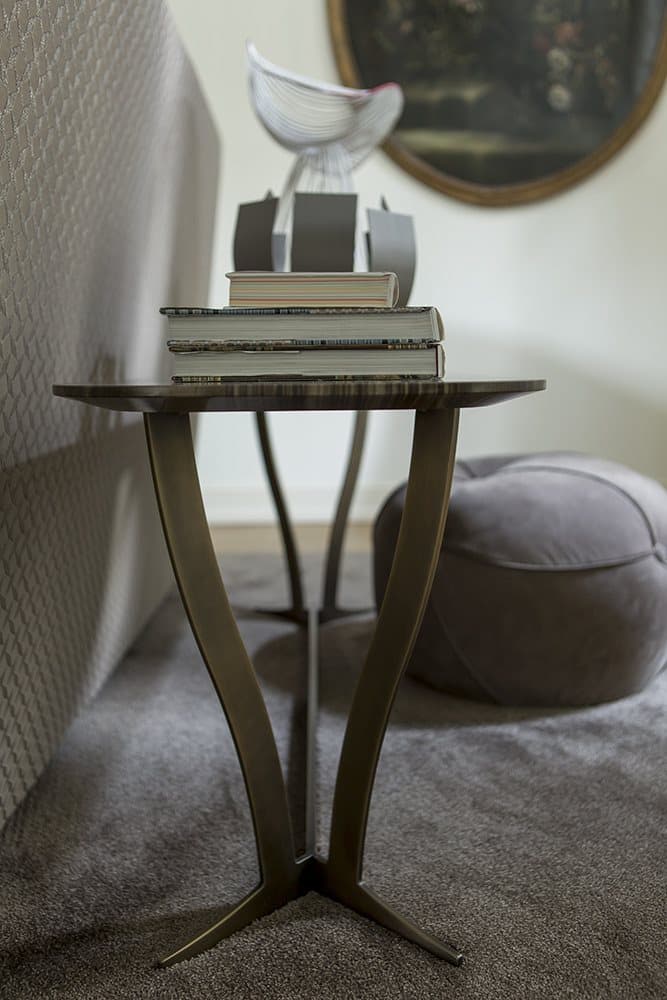 Консоль Alberta Richard Low