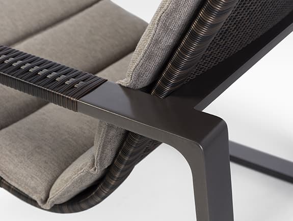 Уличное кресло-шезлонг Holly Hunt HERON LOUNGE CHAIR