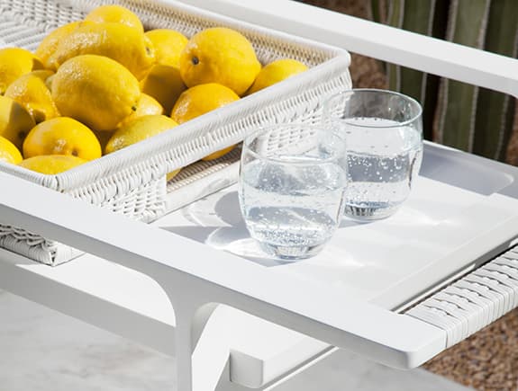 Уличный столик на колесиках Holly Hunt OMURA BAR CART