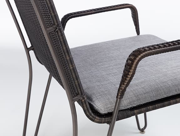 Уличный стул Holly Hunt PELICAN DINING CHAIR