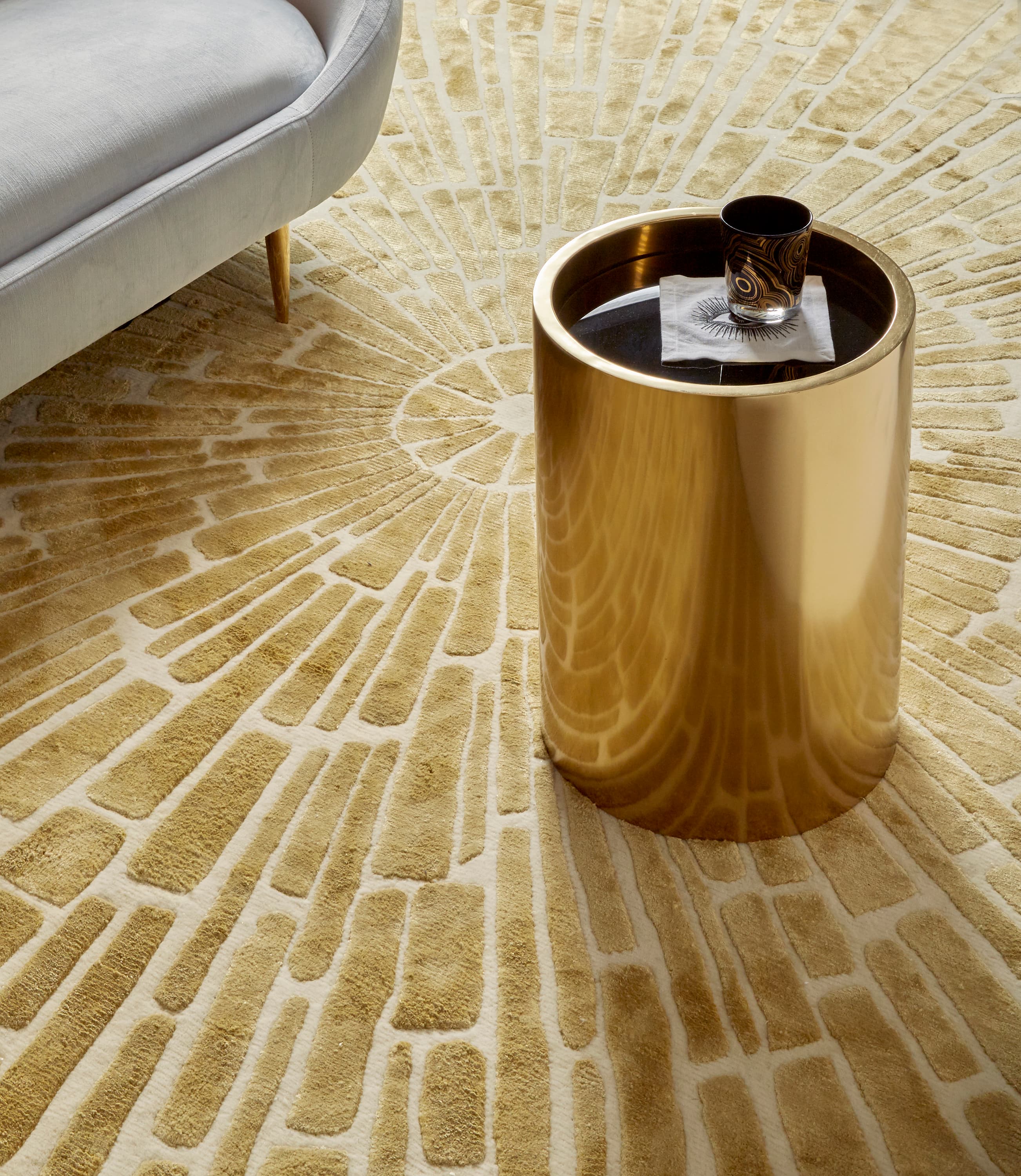 Столик Jonathan Adler Alphaville Accent Table