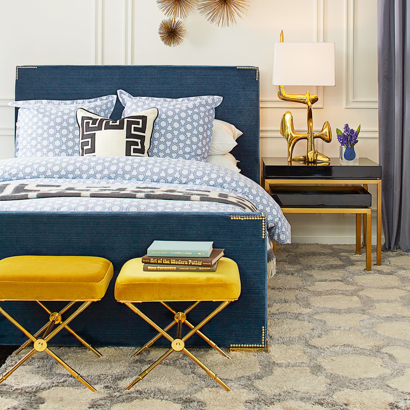 Двуспальная кровать Jonathan Adler Connery Queen Bed