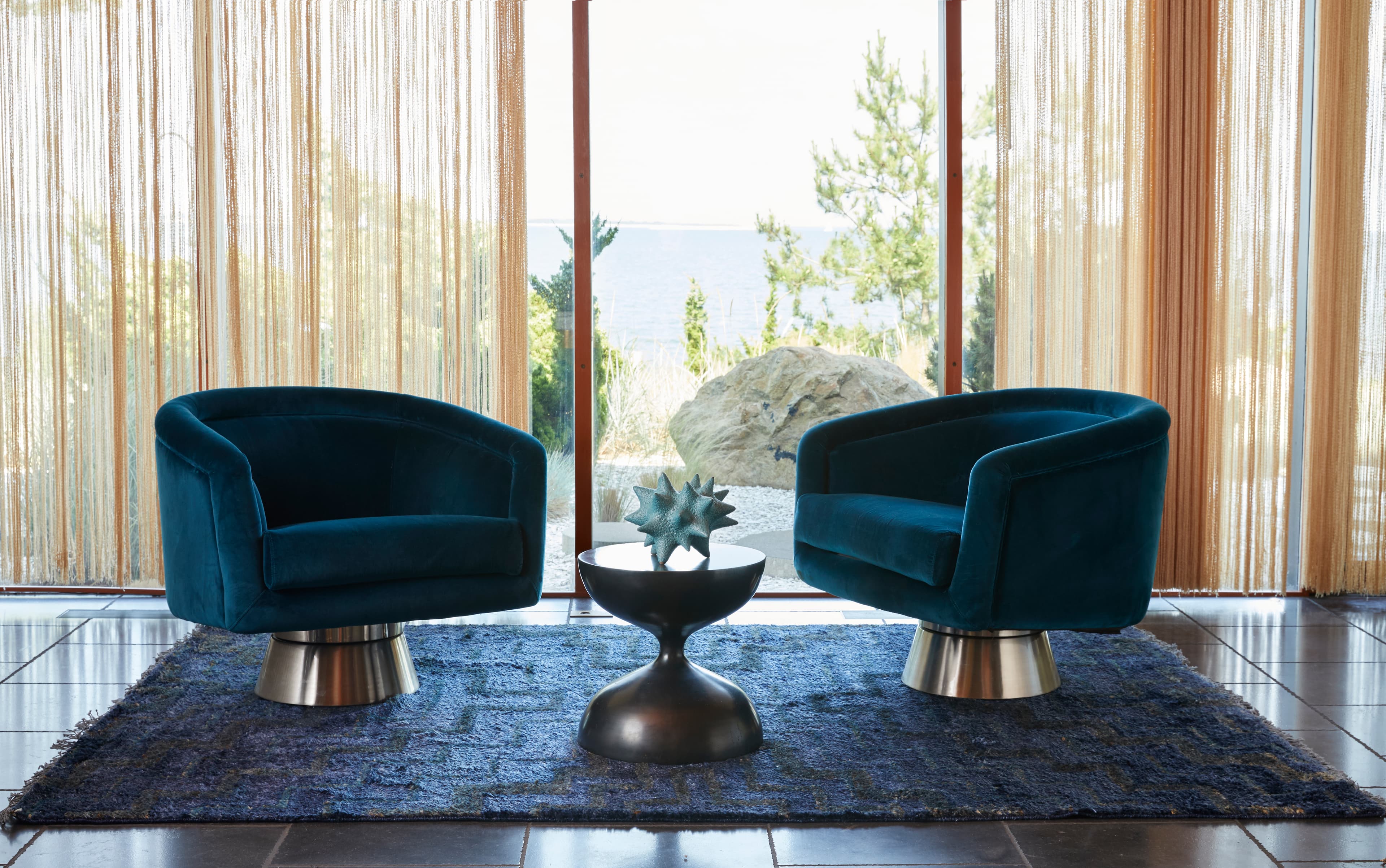 Кресло Jonathan Adler Bacharach Swivel Chair