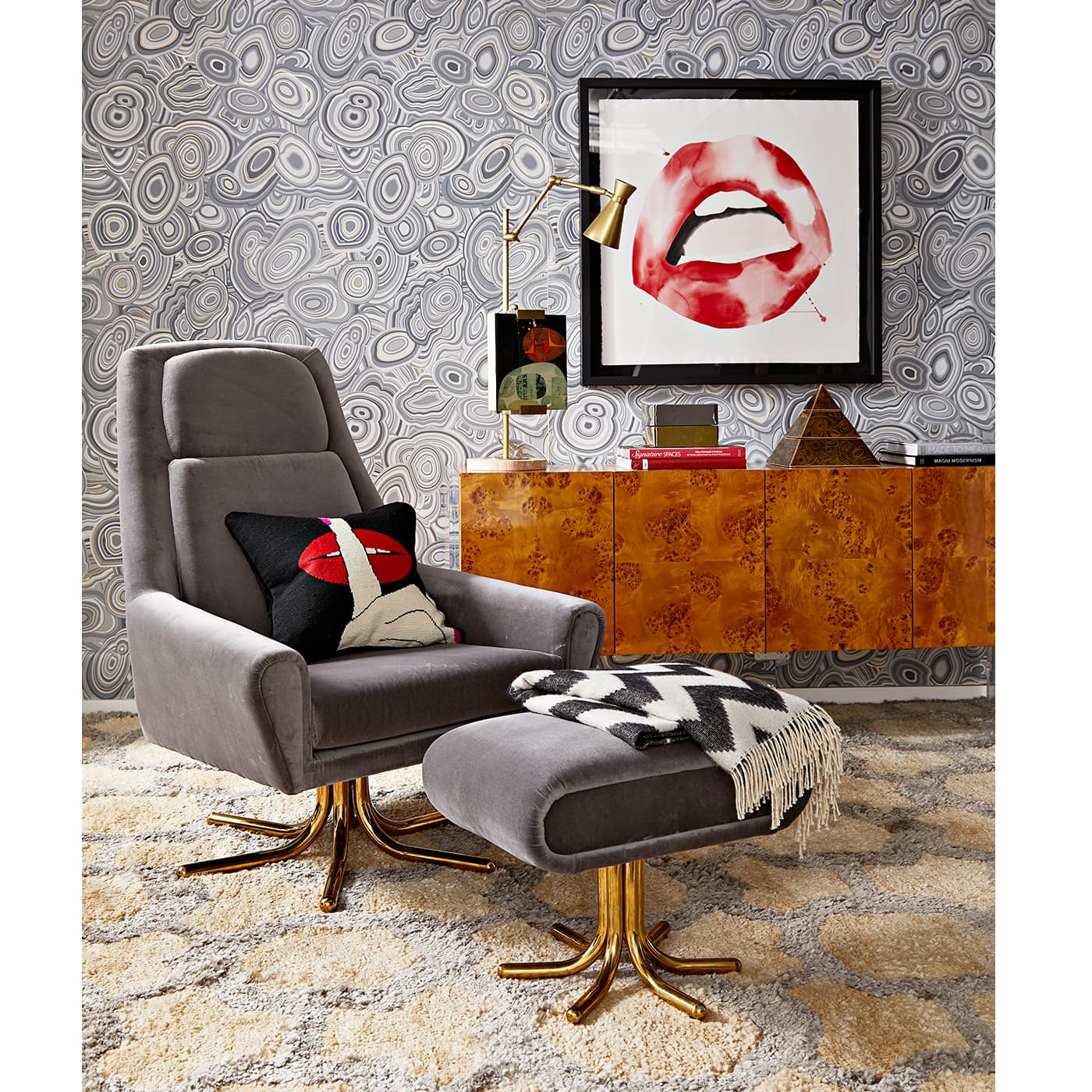 Кресло Jonathan Adler Ultra Swivel Chair