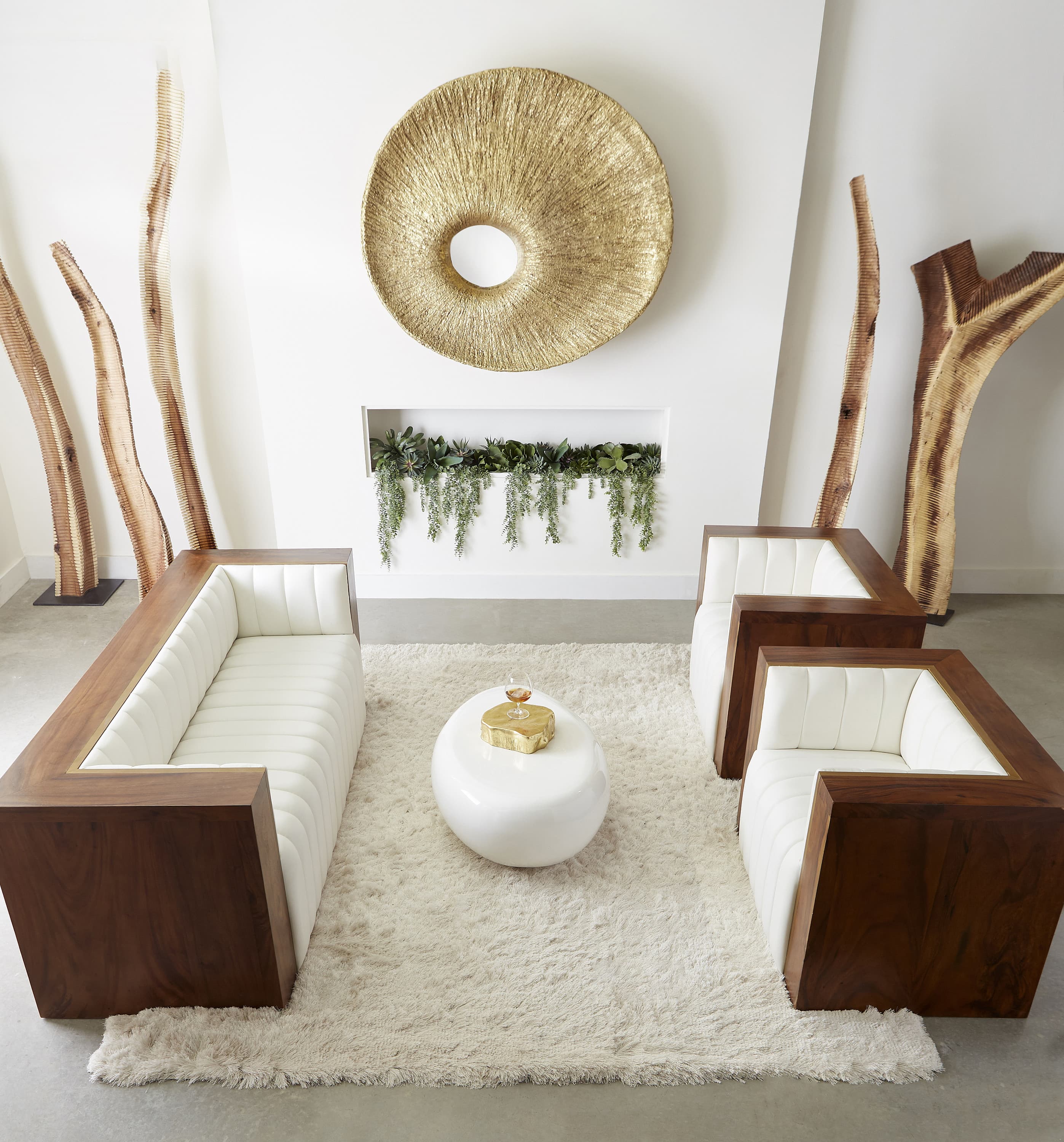 Кресло Phillips Collection Bordo Club Chair, Suar Wood